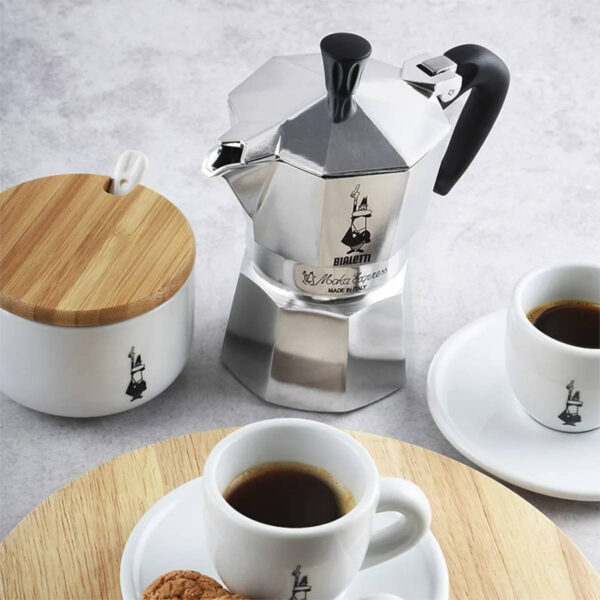 Гейзерна кавоварка Bialetti Moka Express 2 cup (90 мл.)